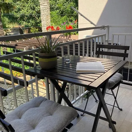 Private House Radolovic شقة *