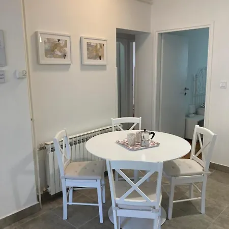Apartment Private House Radolovic