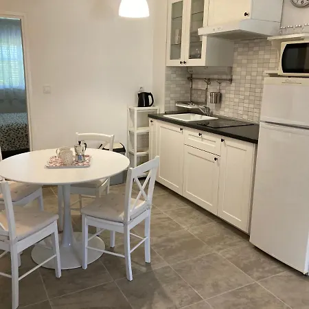 Apartment Private House Radolovic *