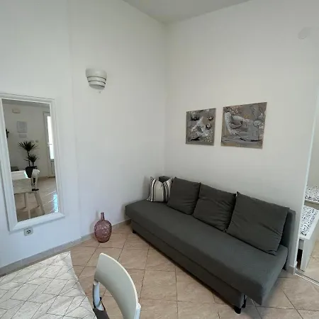 Apartment Private House Radolovic