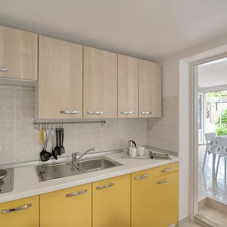 Apartment Private House Radolovic Pula